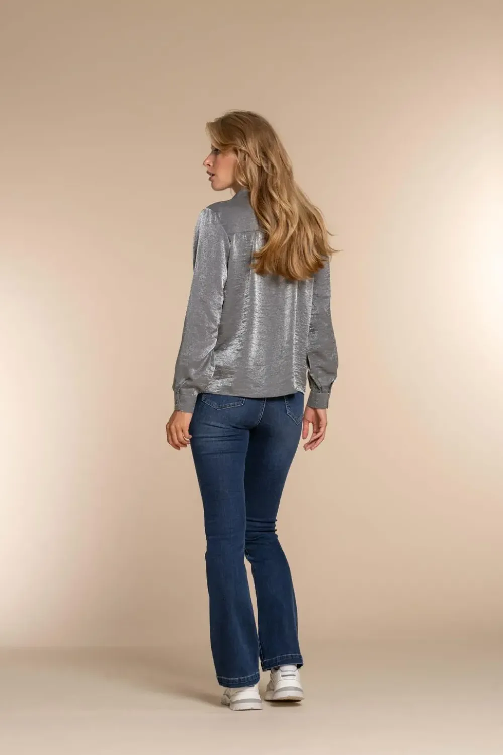 geisha_dames_flared_jeans_2-1.webp Vrouwen Geisha Fashion Geisha Dames Flared Jeans Met Stretch 31501-10 Mid Blue Denim