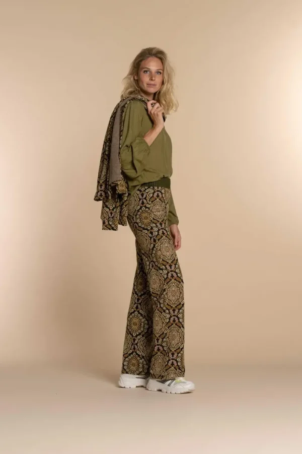Vrouwen Geisha Fashion Geisha Dames Top Met Geruffelde Kraag 33600-47 Cactus
